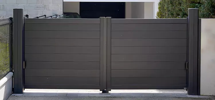 Common Residential Gate Issues We Resolve in De Pere, WI